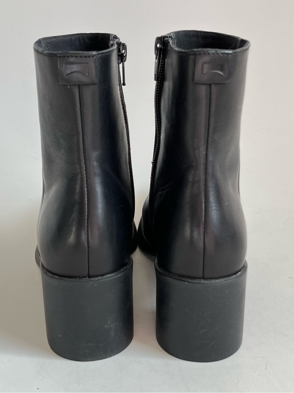 Camper Meda Black Leather Ankle Bootie size 39EU/8.5US - Picture 3 of 12